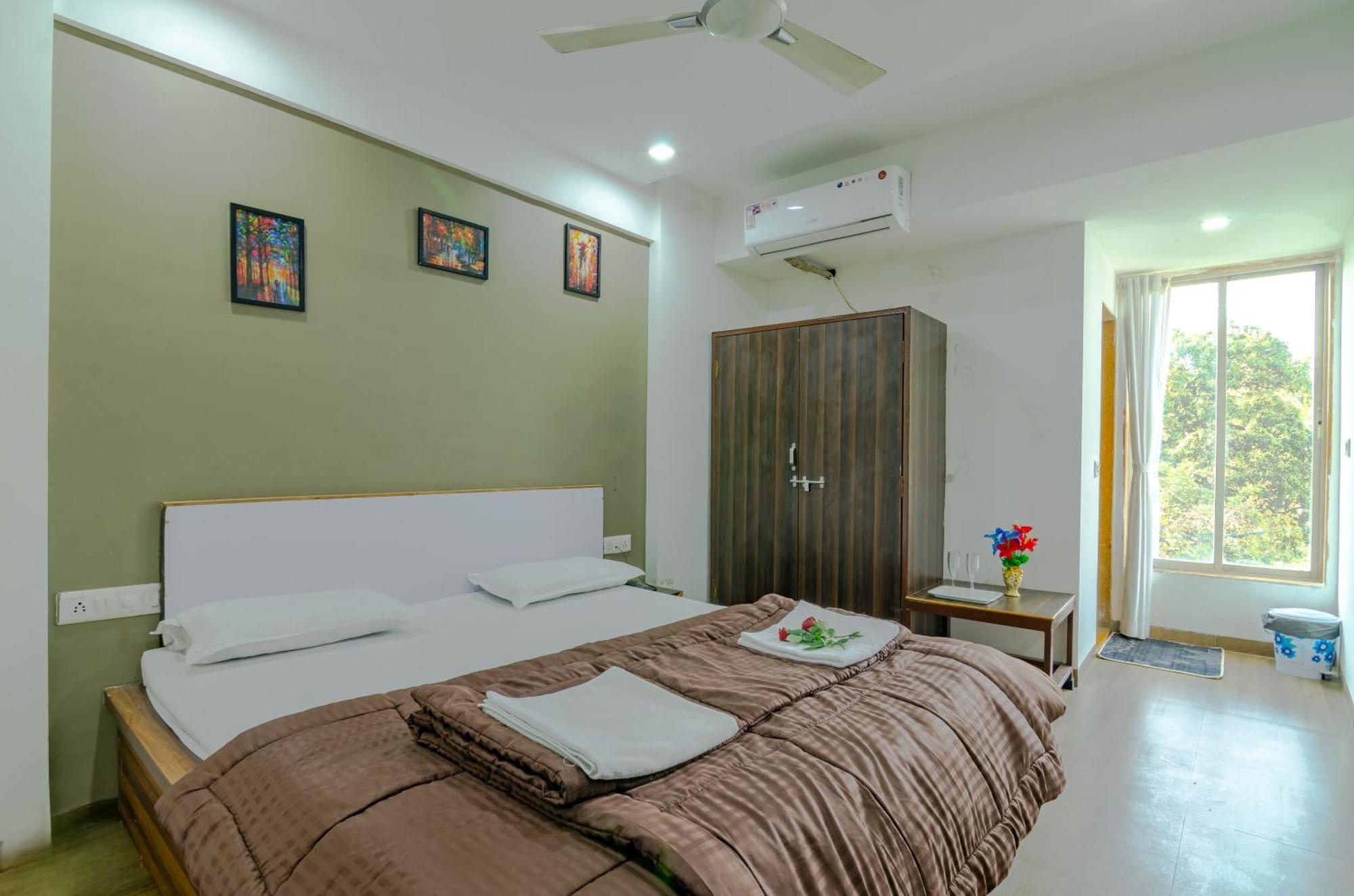 White House Beach Resort, Nagaon Exteriér fotografie