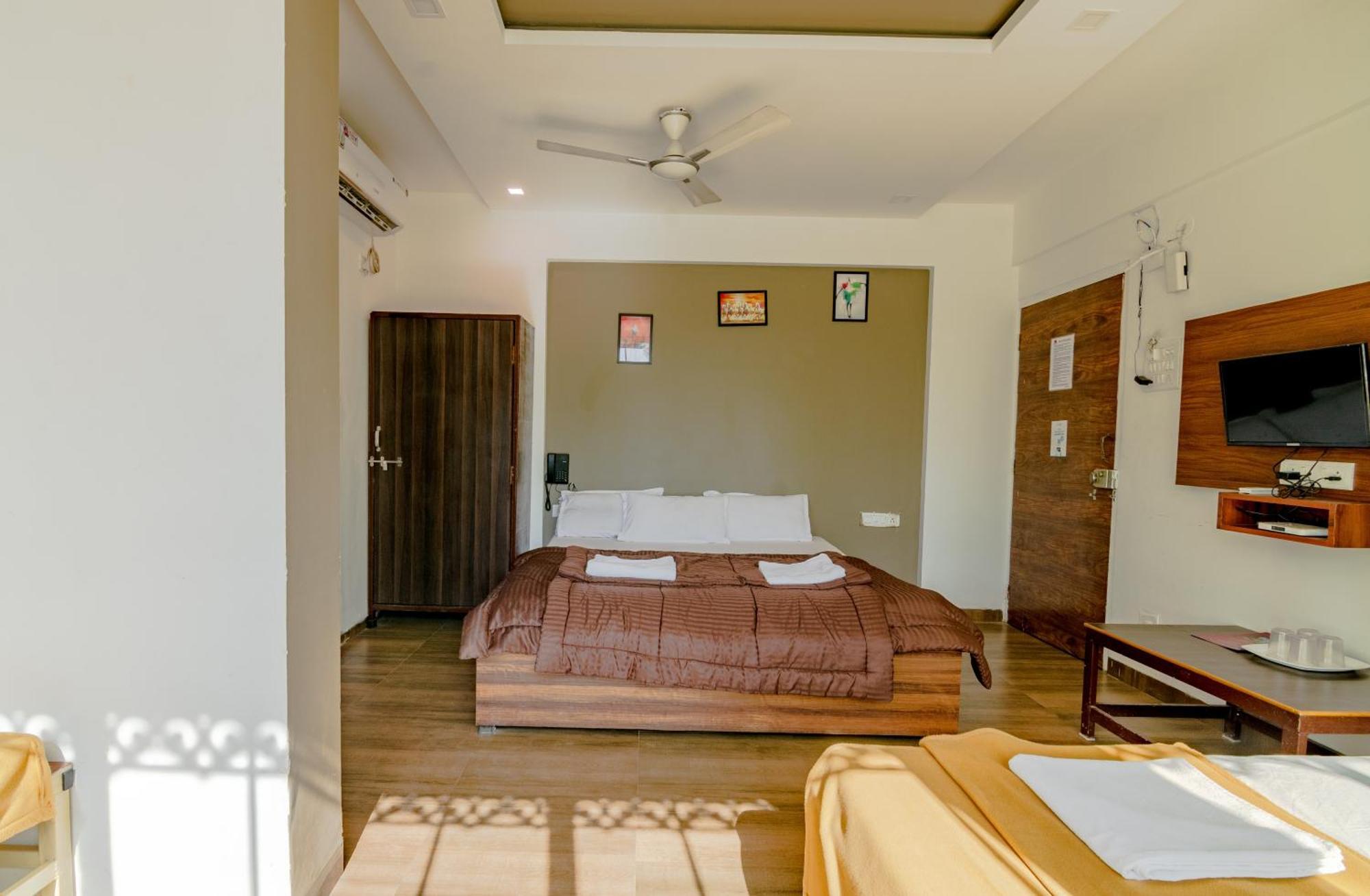 White House Beach Resort, Nagaon Exteriér fotografie
