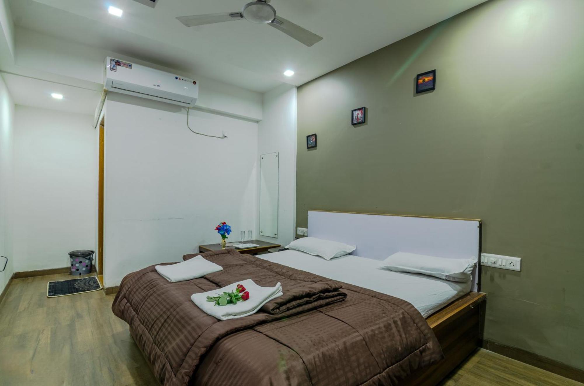 White House Beach Resort, Nagaon Exteriér fotografie