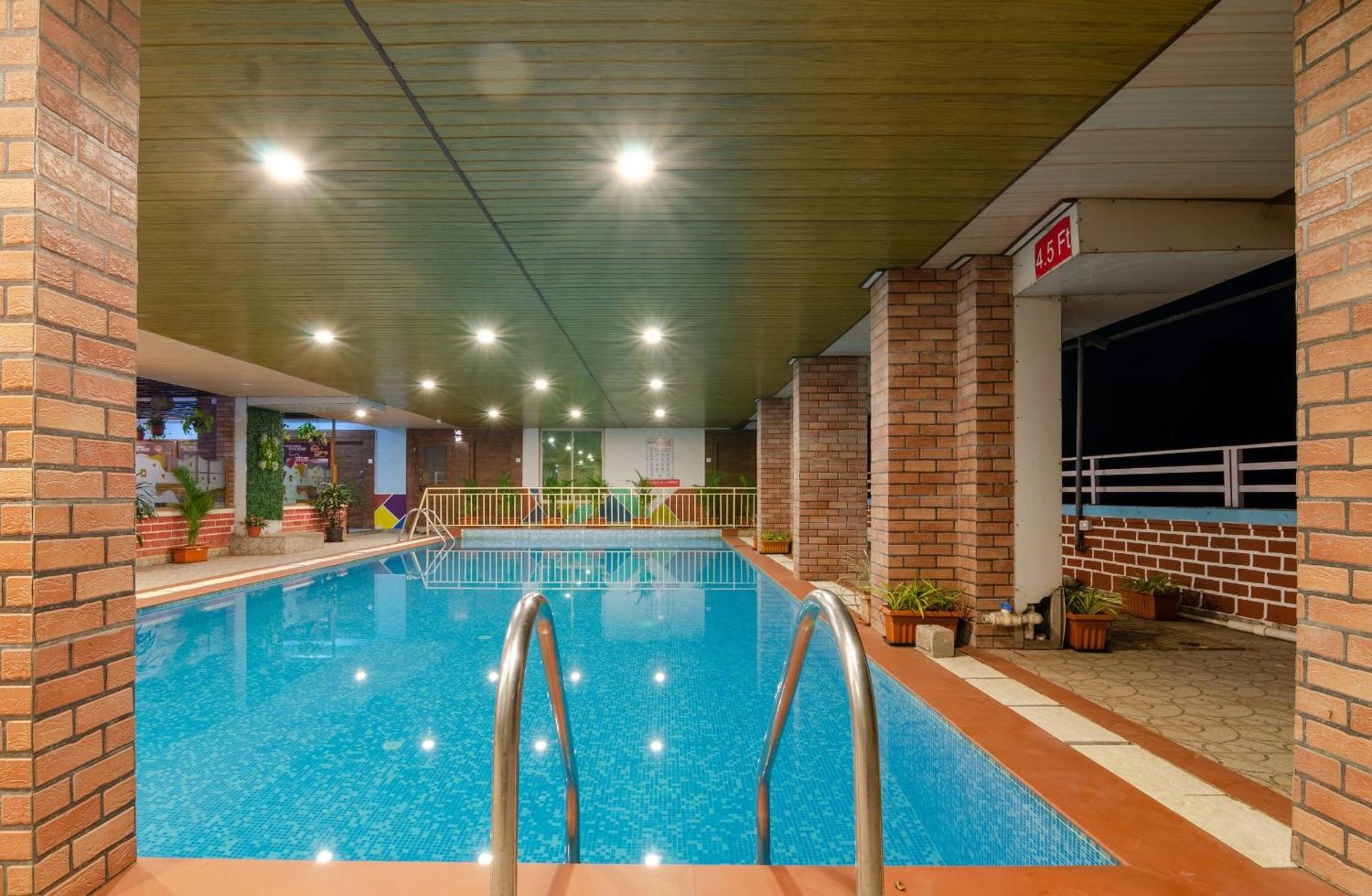 White House Beach Resort, Nagaon Exteriér fotografie